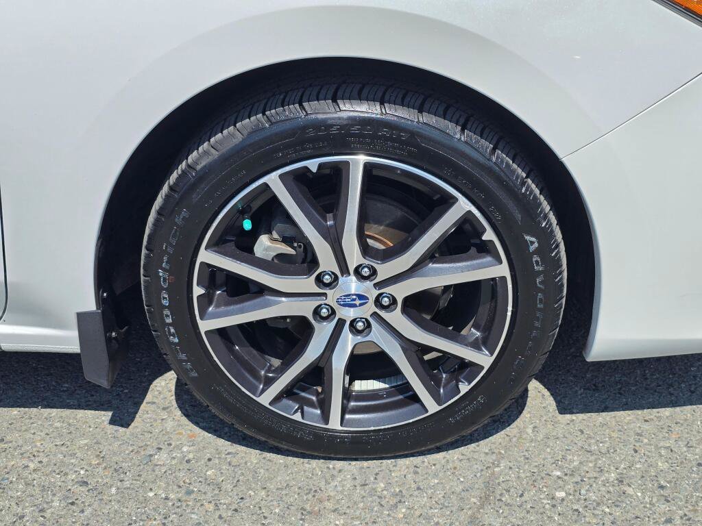 Used 2017 Subaru Impreza 2.0i Limited AWD/4WD image 9