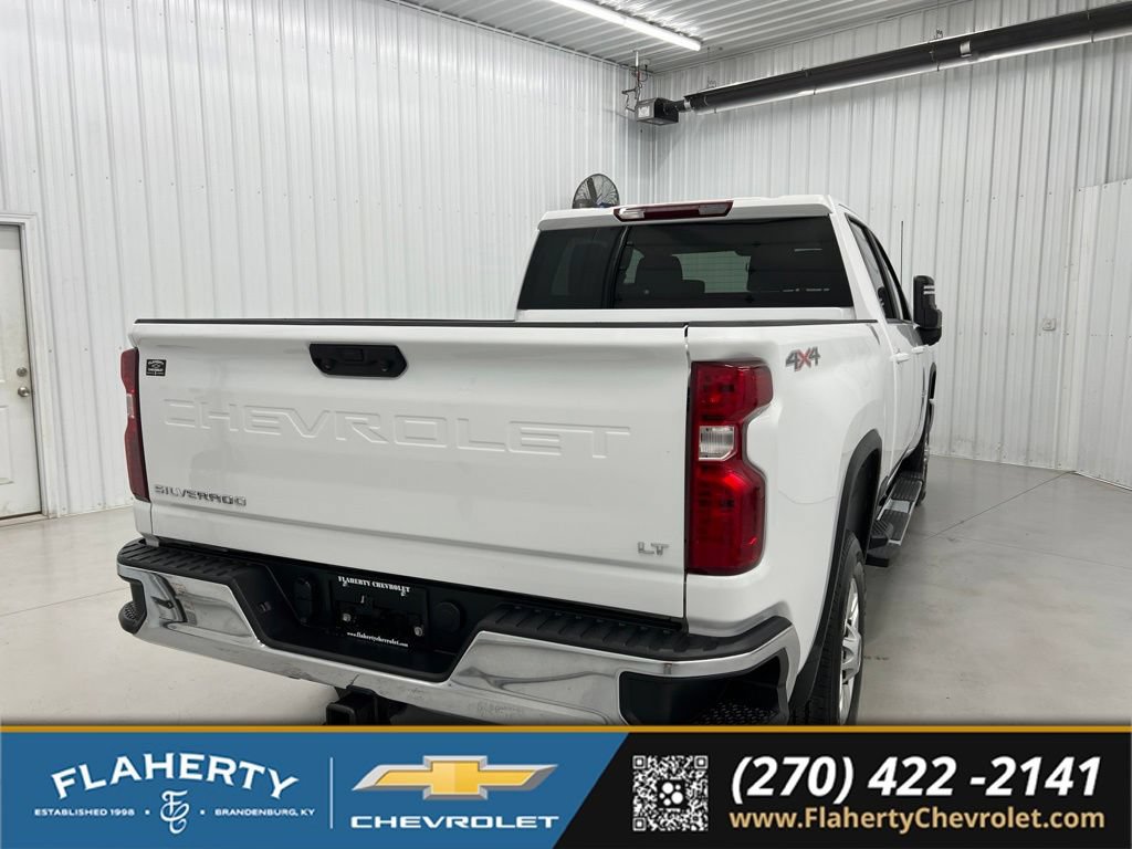 Used 2025 Chevrolet Silverado 2500 LT w/ Convenience Package AWD/4WD image 3