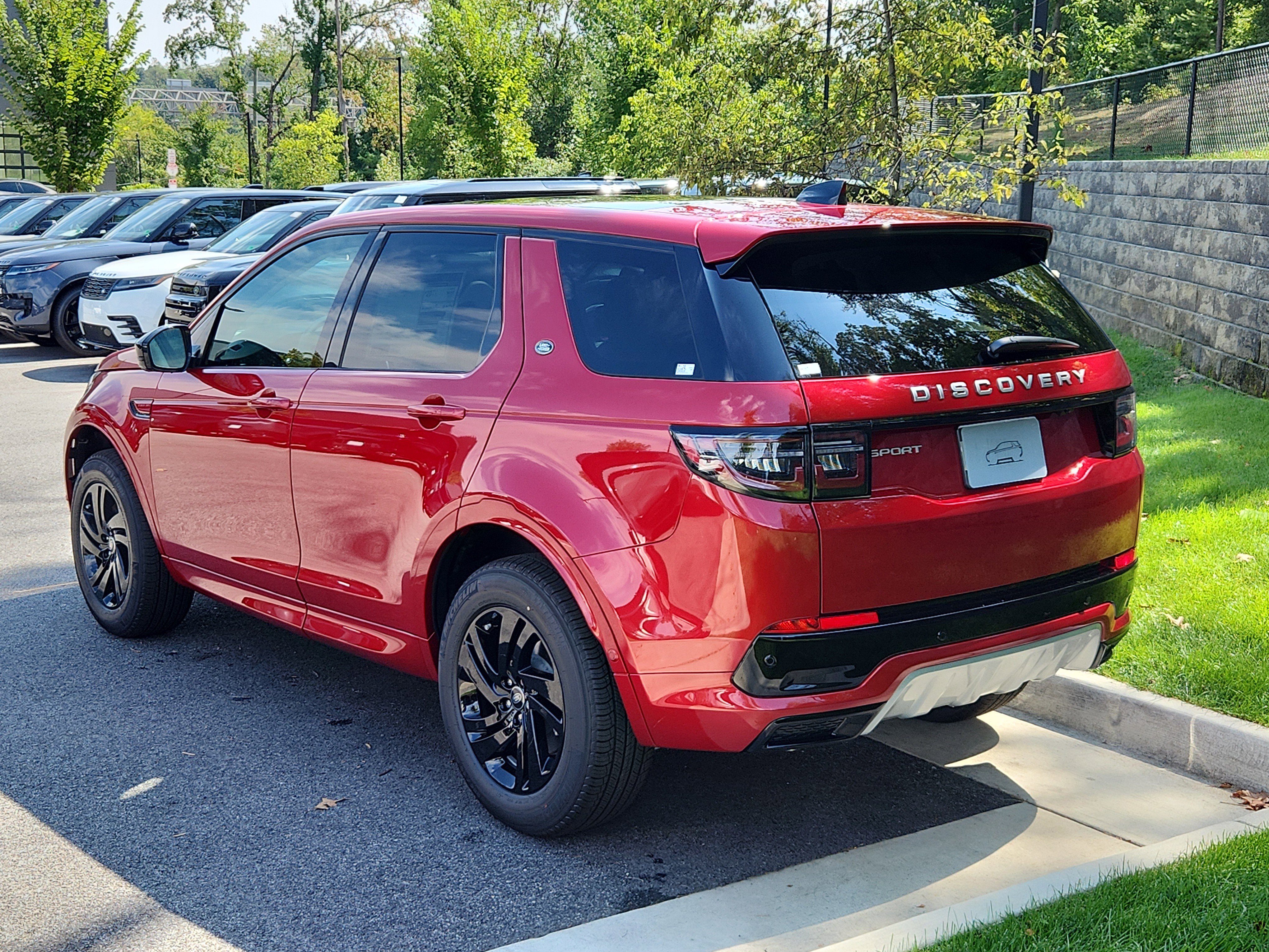 New 2025 Land Rover Discovery Sport S image 12
