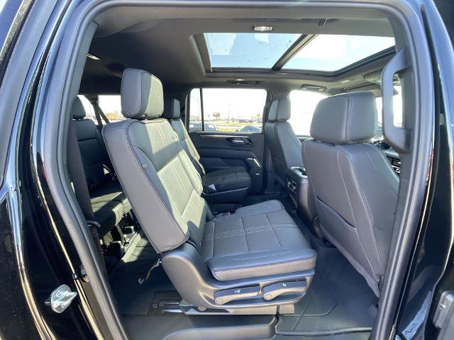 New 2025 Chevrolet Suburban High Country image 78