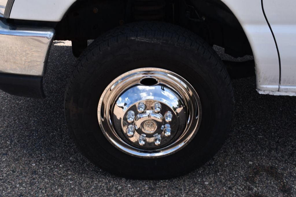 Used 2015 Ford E-450 and Econoline 450 Super Duty RWD image 21