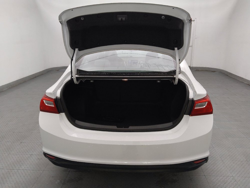Used 2023 Chevrolet Malibu LS FWD image 29