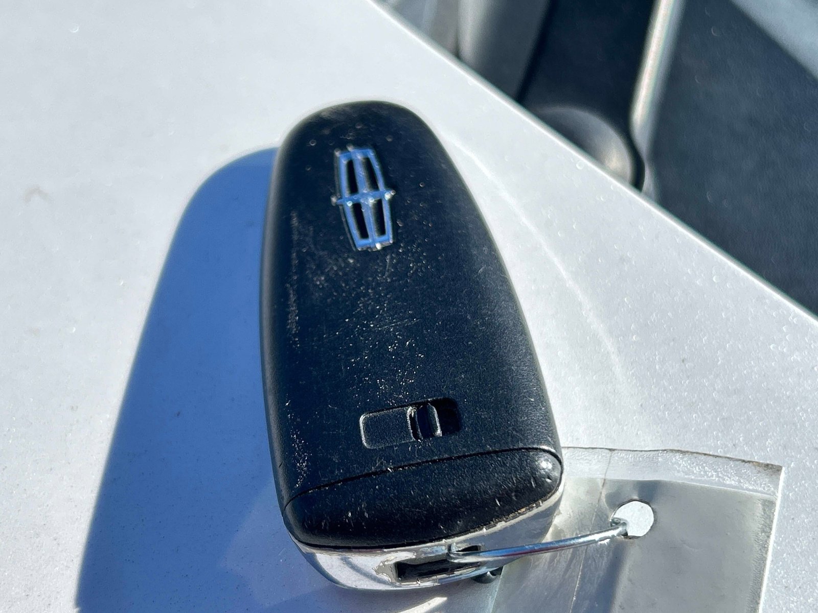 Used 2013 Lincoln MKX FWD image 11