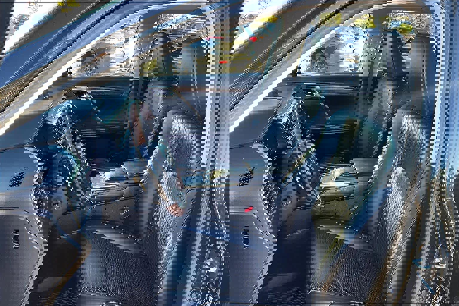 Used 2021 Lexus RX 350L w/ Premium Package image 8