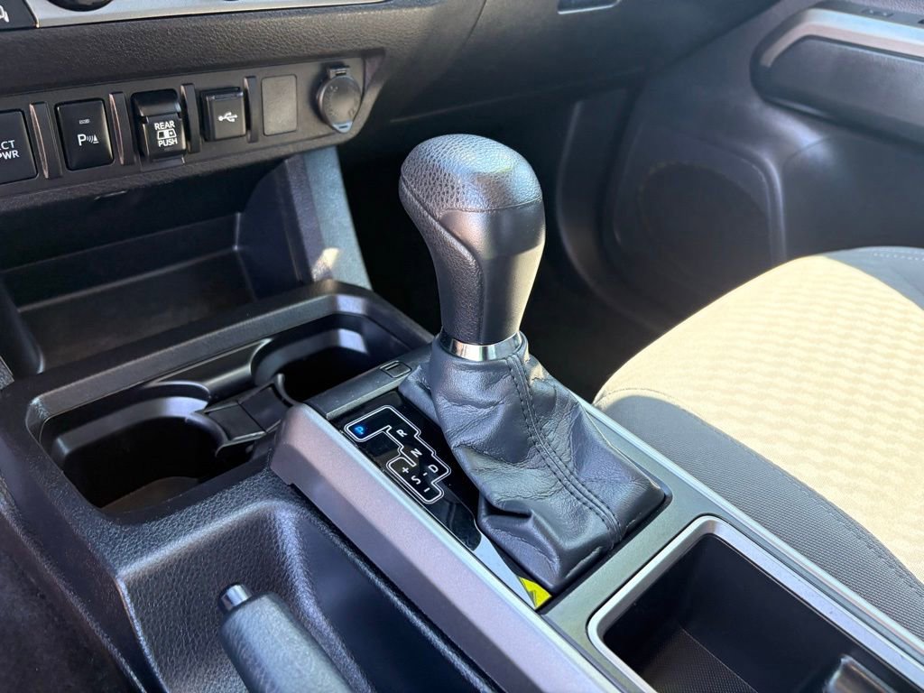 Used 2022 Toyota Tacoma SR5 image 19