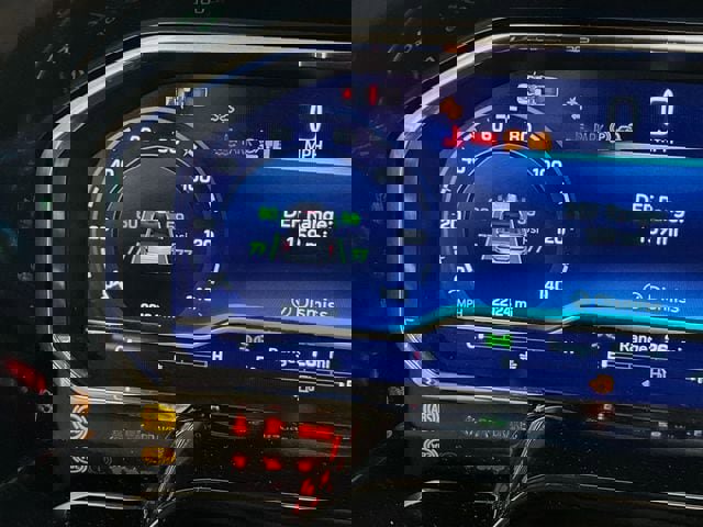 Used 2024 Chevrolet Silverado 3500 LT w/ Convenience Package image 15