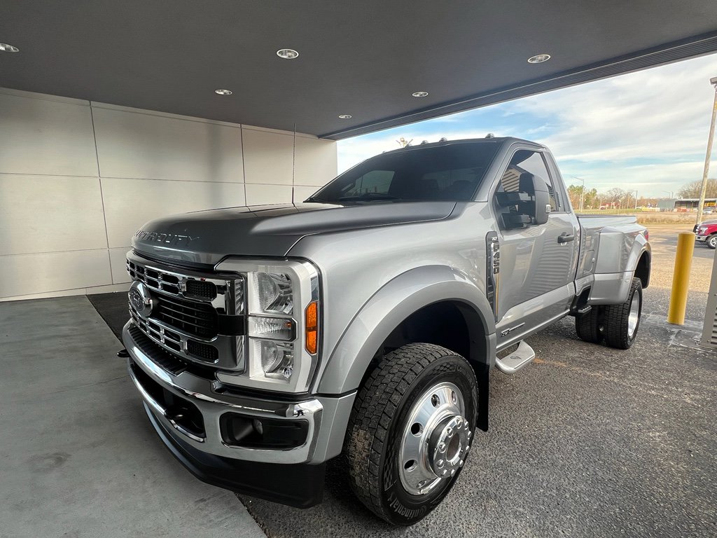 Used 2024 Ford F450 XLT image 5