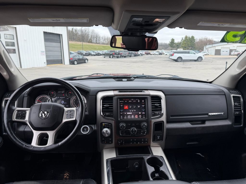 Used 2015 RAM 1500 Laramie w/ Convenience Group AWD/4WD image 18