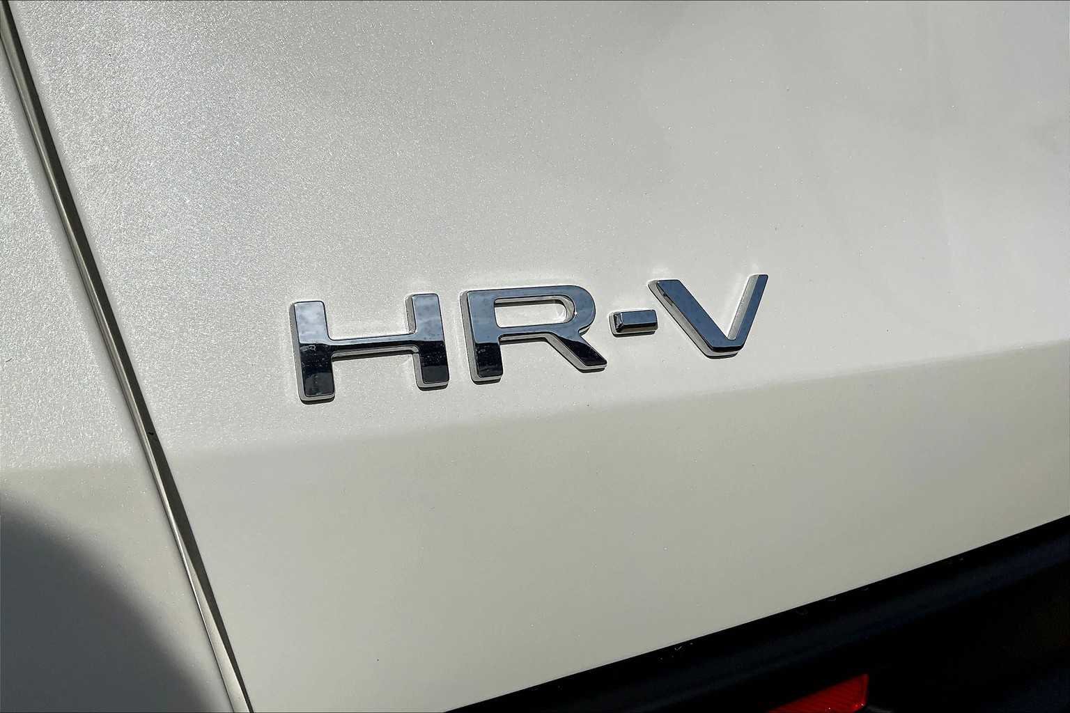 New 2026 Honda HR-V LX image 15