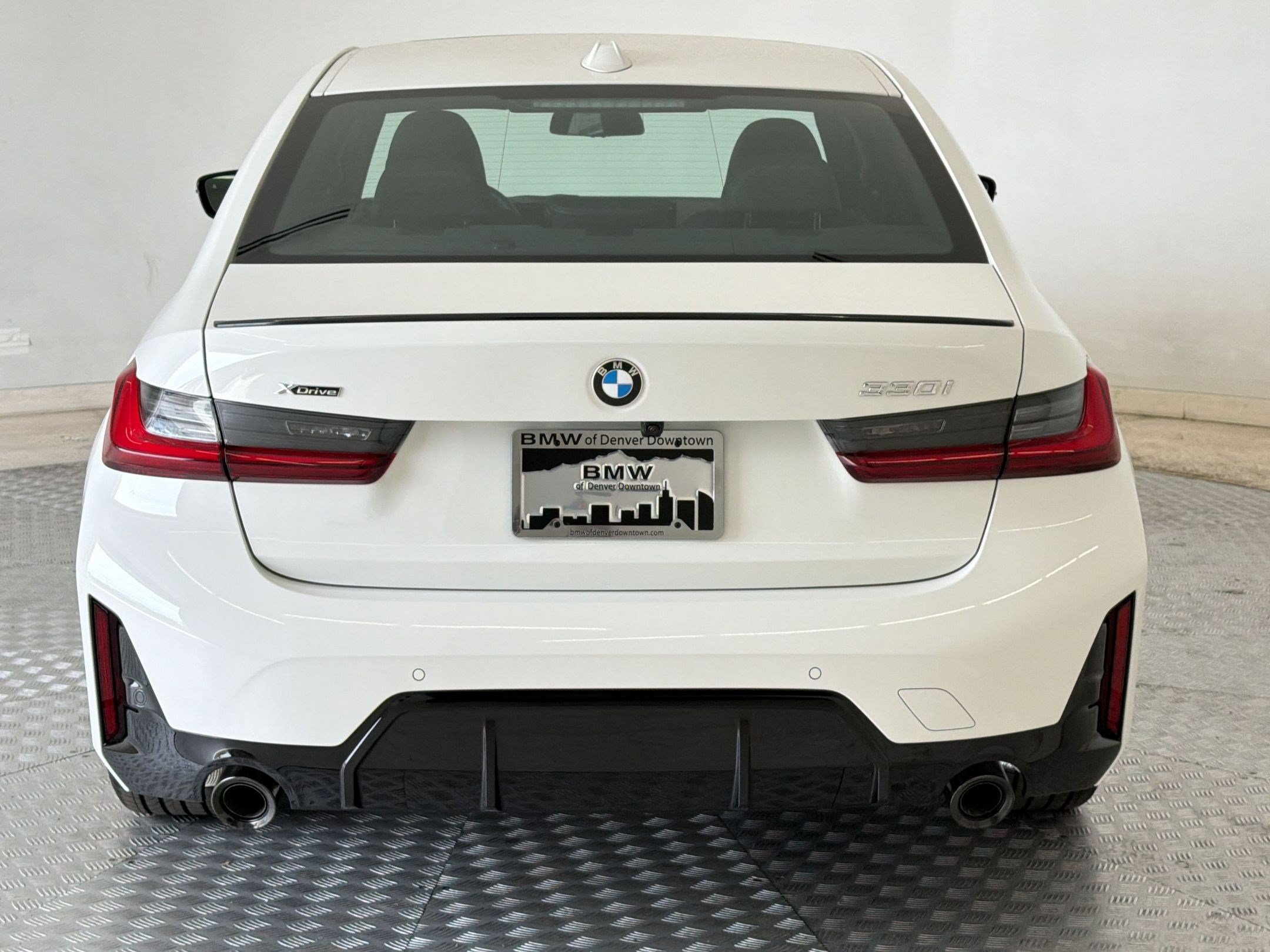 New 2026 BMW 330i xDrive Sedan w/ M Sport Package AWD/4WD image 10