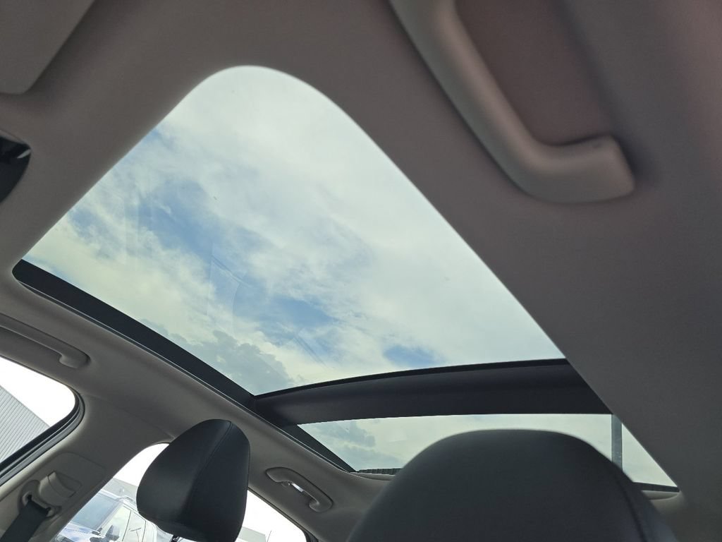 Used 2024 Kia K5 EX FWD image 3