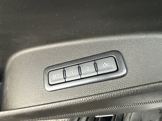 Used 2018 Chevrolet Tahoe Premier image 12