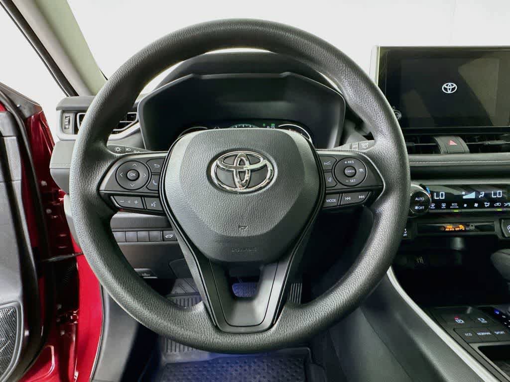 Used 2025 Toyota RAV4 XLE w/ Convenience Package FWD image 16