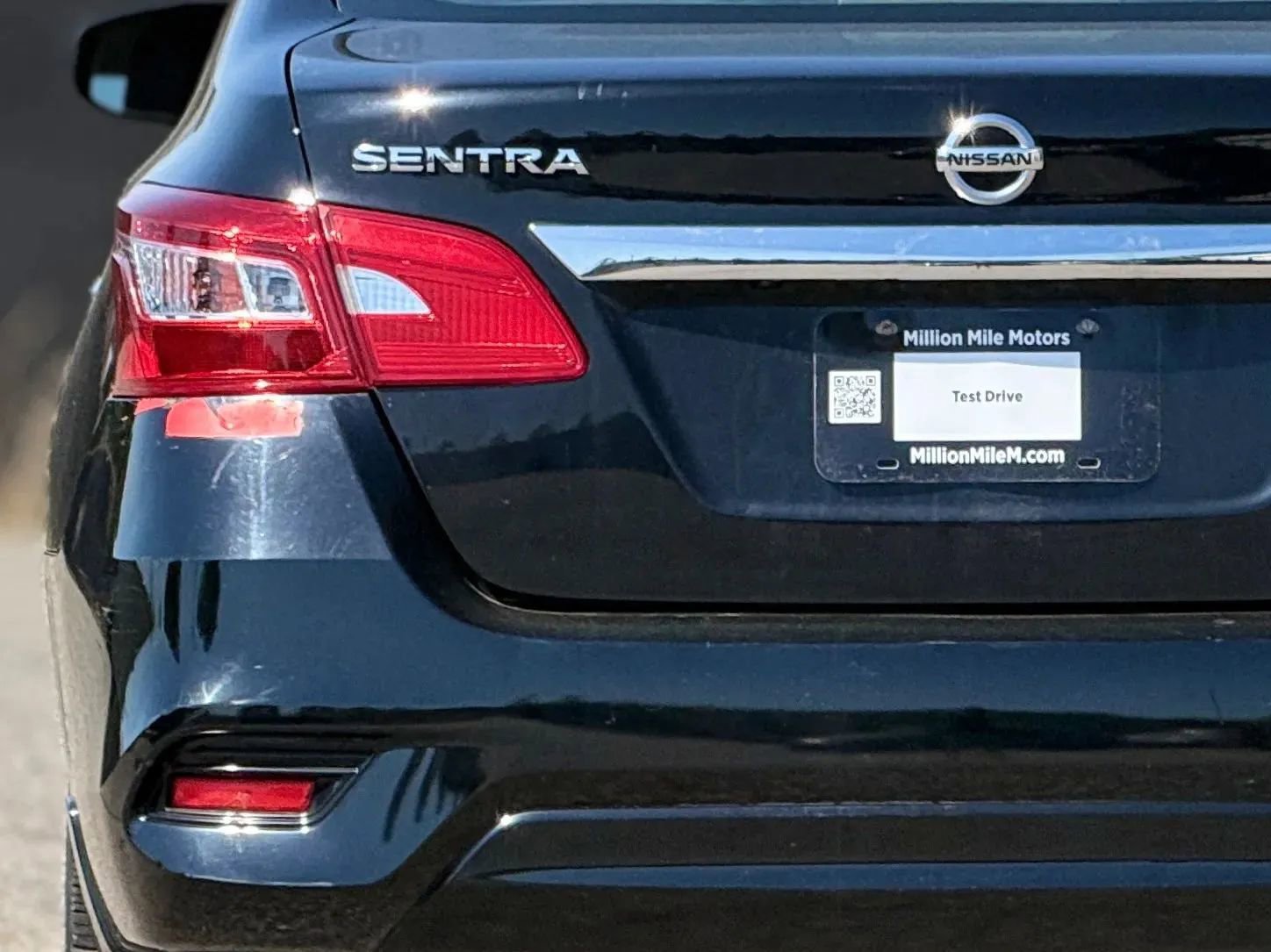 Used 2018 Nissan Sentra SV FWD image 13