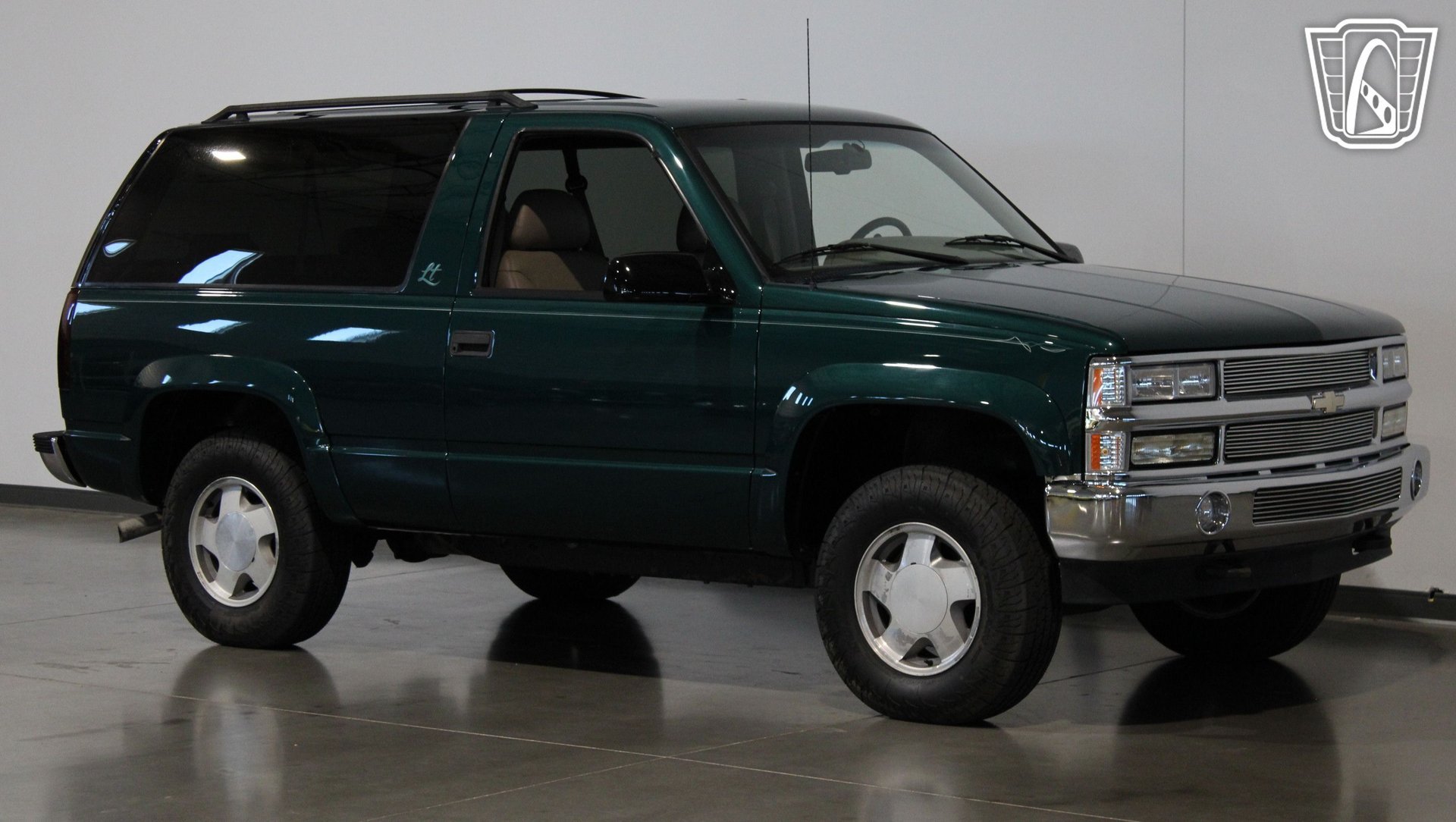 Used 1996 Chevrolet Tahoe 4WD 2-Door image 25