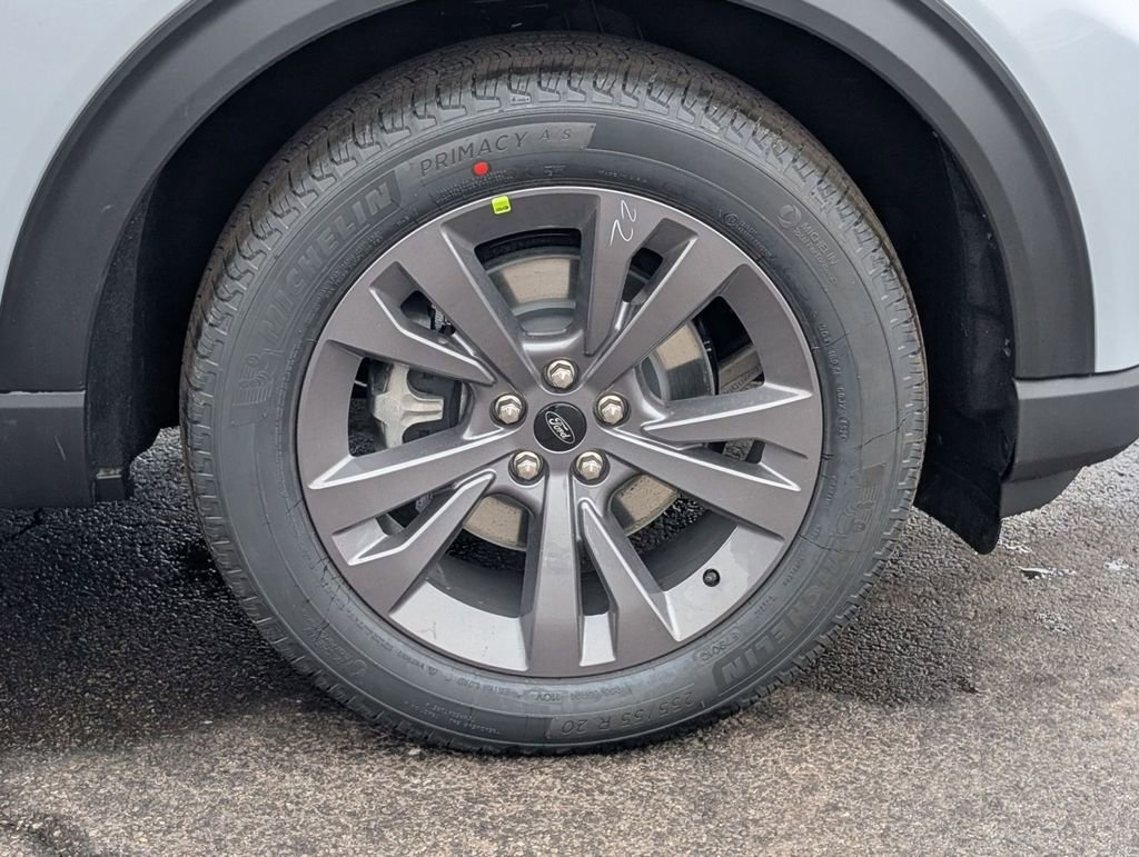 New 2026 Ford Explorer Active w/ Active Comfort Package image 19