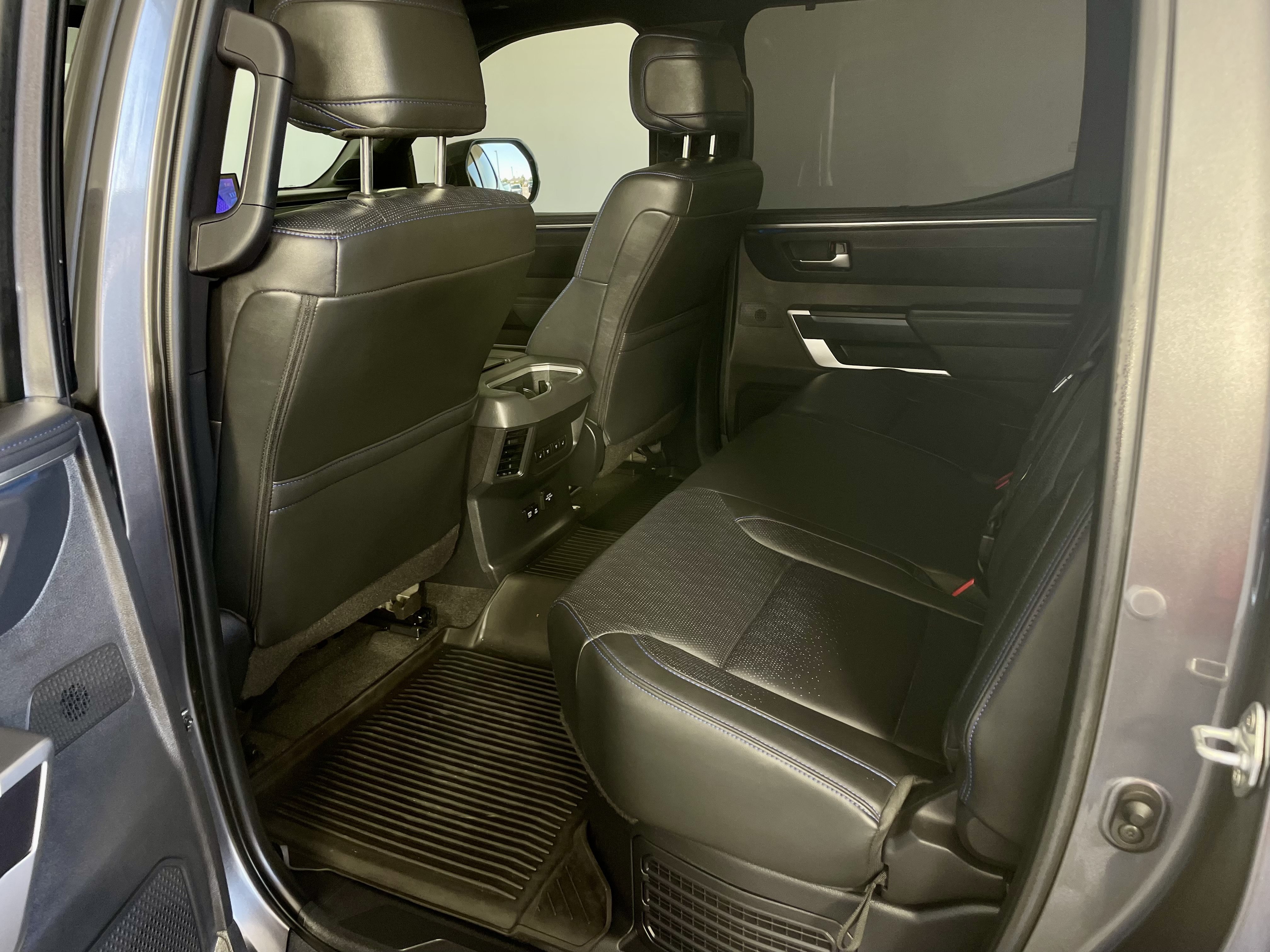 Used 2024 Toyota Tundra Platinum AWD/4WD image 9