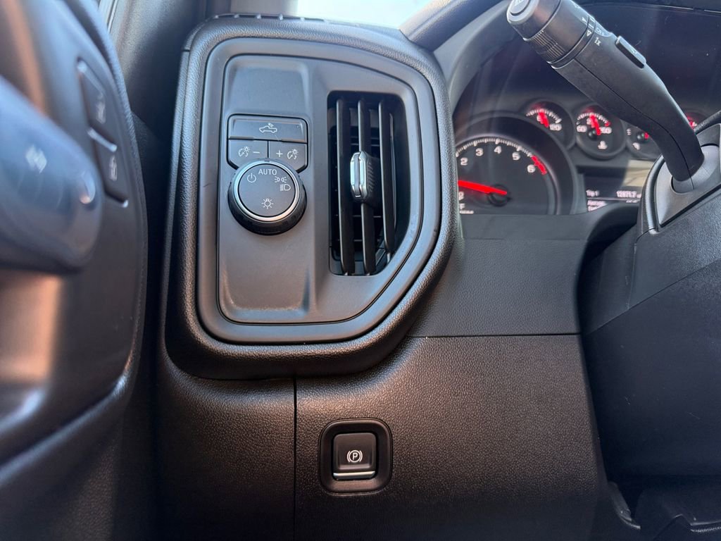 Certified 2024 Chevrolet Silverado 1500 W/T w/ WT Convenience Package image 22