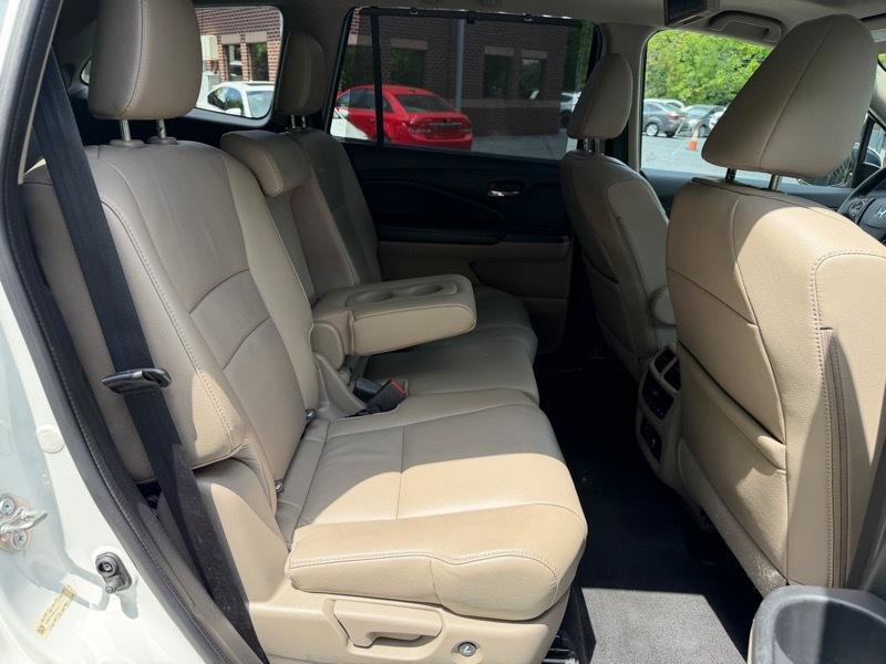 Used 2016 Honda Pilot Touring image 36