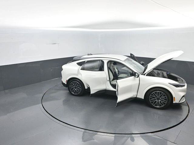 New 2026 Ford Mustang Mach-E Premium AWD/4WD image 40