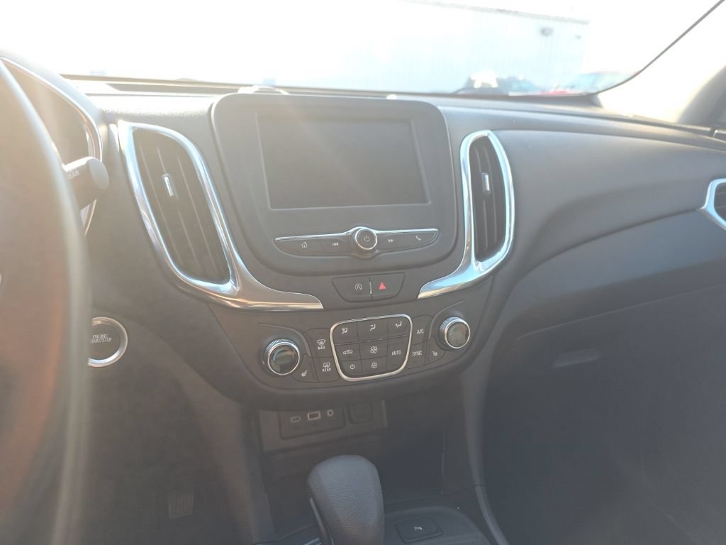Used 2024 Chevrolet Equinox LT AWD/4WD image 12