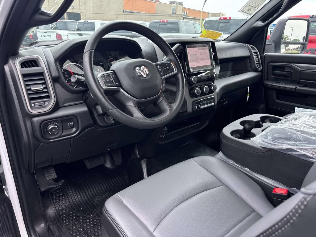 New 2026 RAM 3500 Tradesman w/ Chrome Appearance Group A AWD/4WD image 4