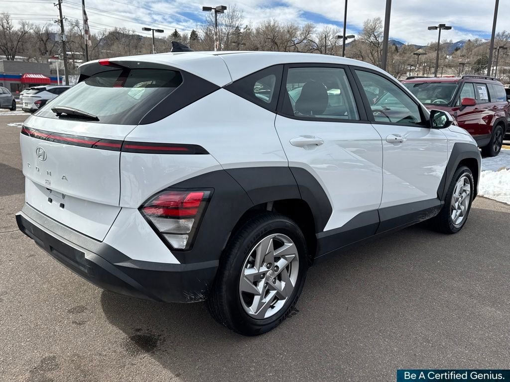 Certified 2024 Hyundai Kona SE image 17