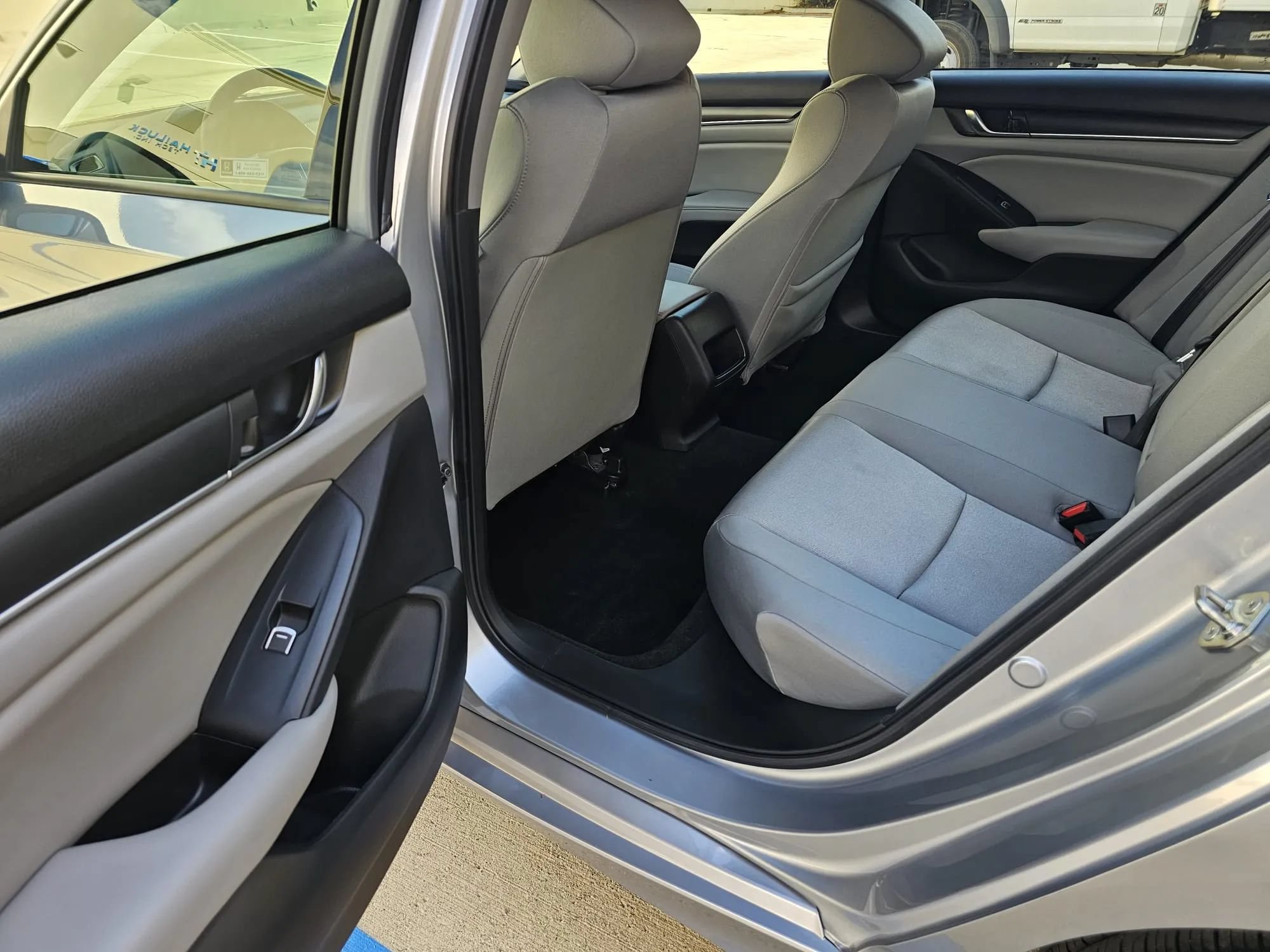 Used 2019 Honda Accord LX image 12