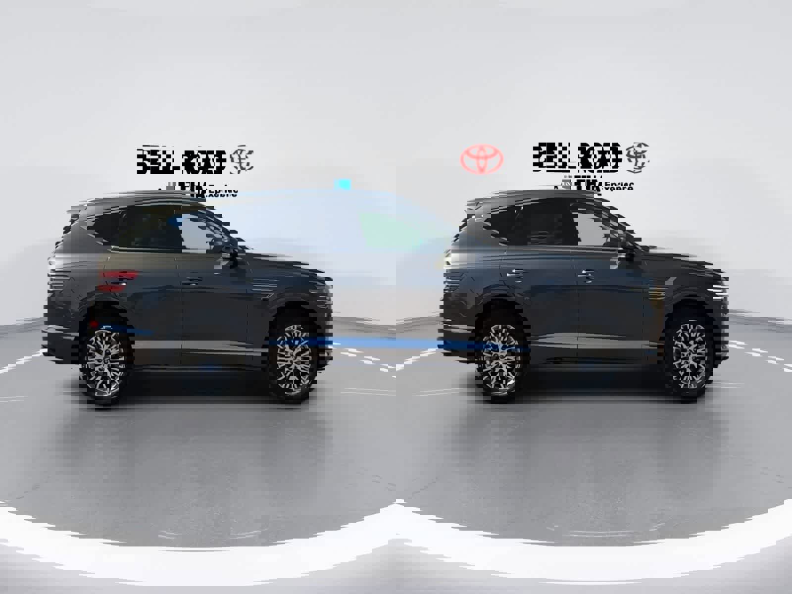 Used 2024 Genesis GV80 2.5T AWD/4WD image 10