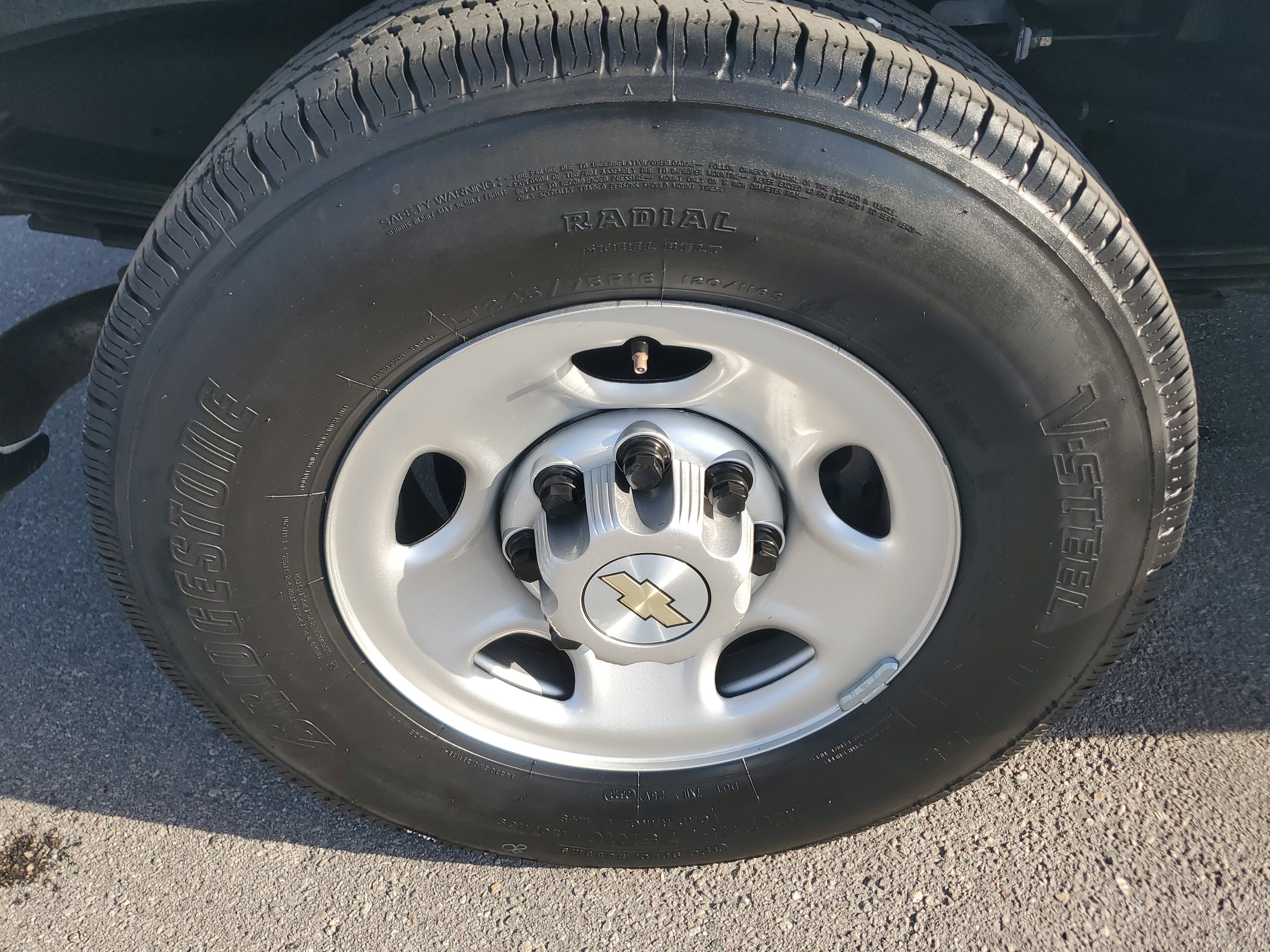 Used 2023 Chevrolet Express 3500 LS image 26