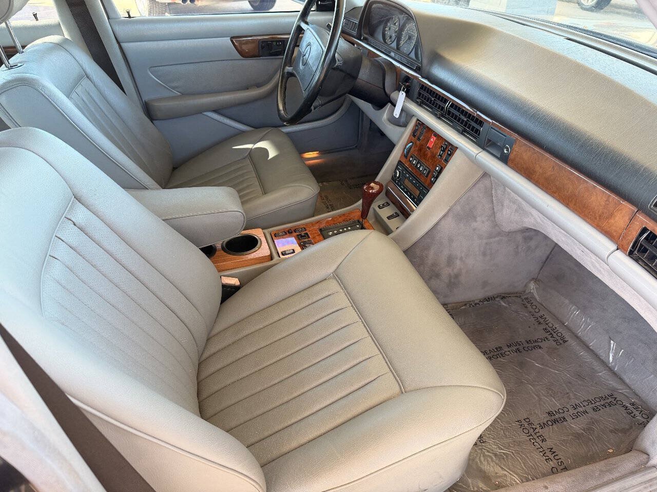 Used 1987 Mercedes-Benz 560 SEL image 11