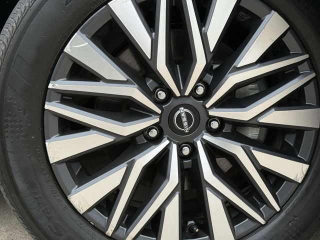 Used 2024 Nissan Altima 2.5 SV FWD image 10