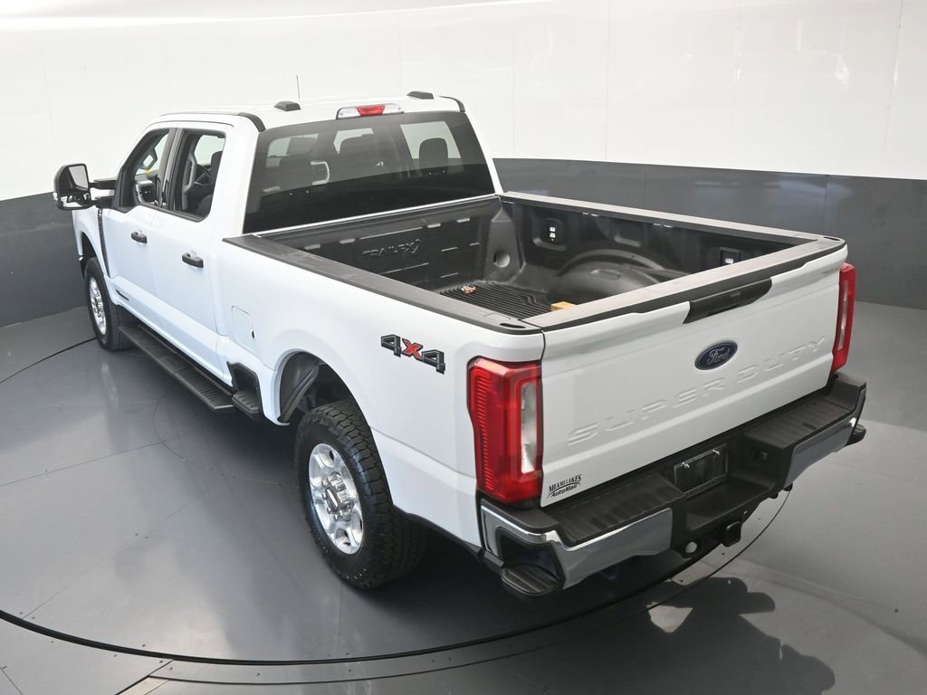 Used 2025 Ford F250 XLT image 53