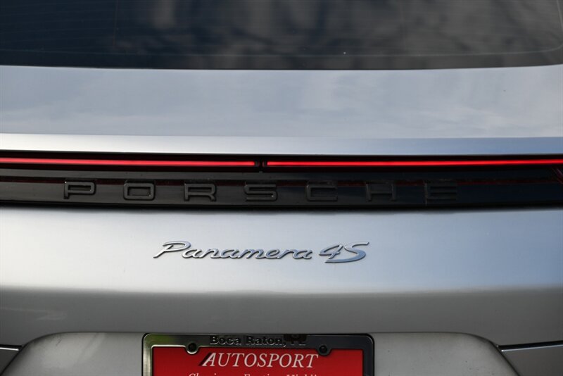 Used 2017 Porsche Panamera 4S w/ Premium Package Plus AWD/4WD image 13