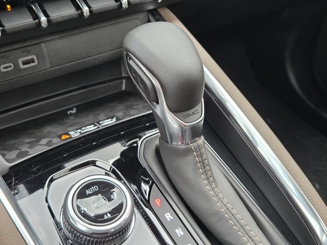 New 2026 GMC Canyon Denali AWD/4WD image 33
