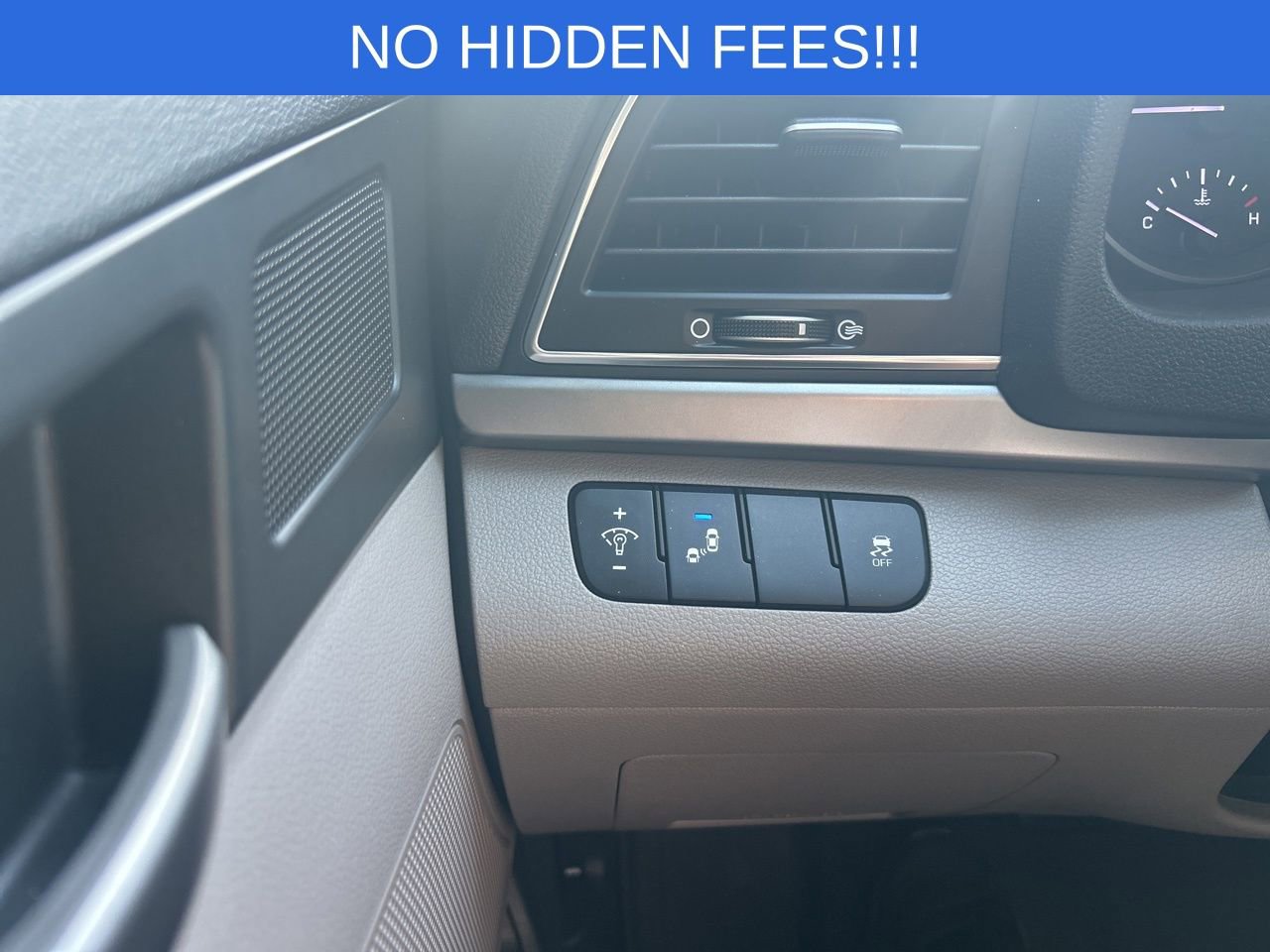 Used 2018 Hyundai Elantra SEL FWD image 28