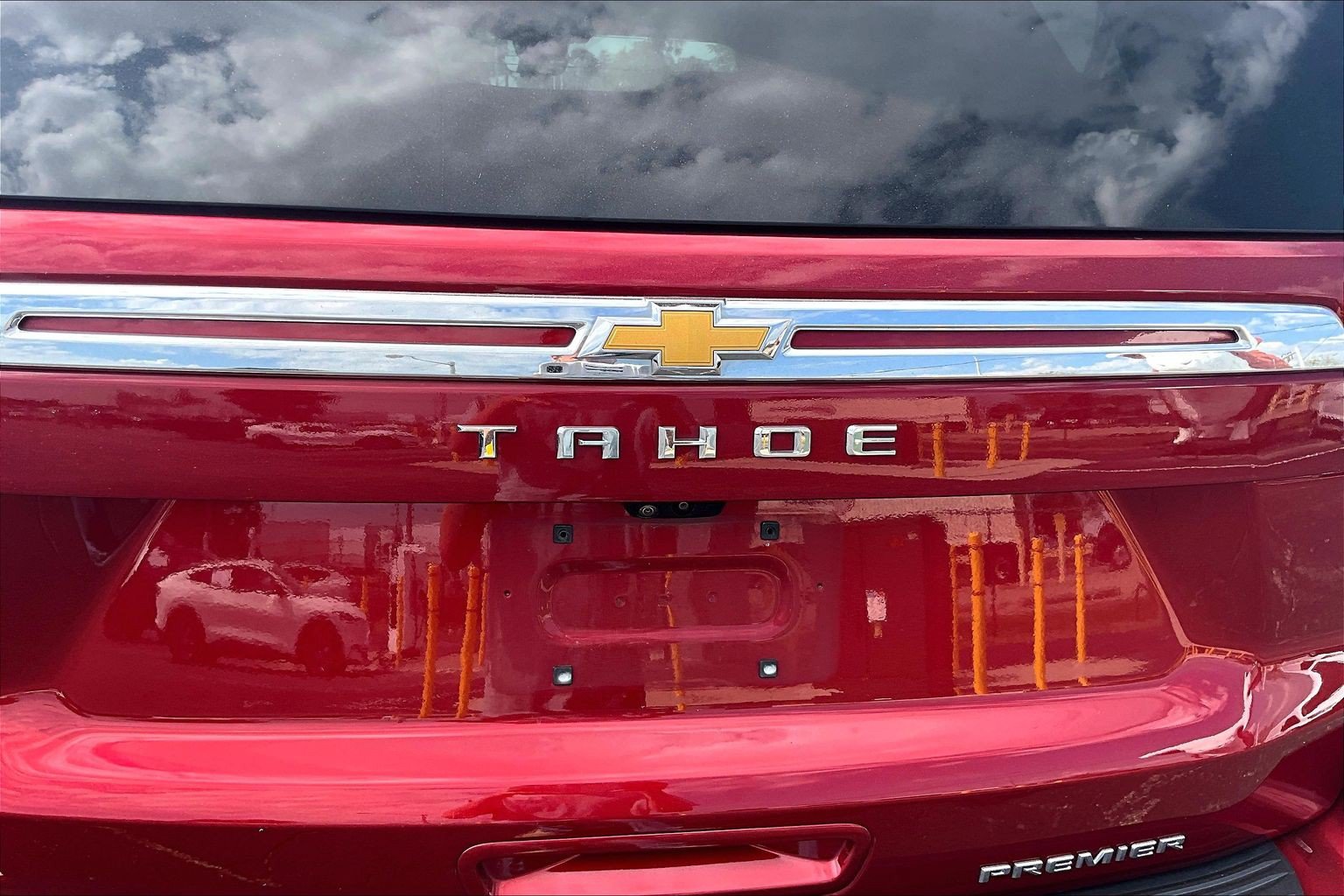 Used 2023 Chevrolet Tahoe Premier w/ Premium Package 2 AWD/4WD image 33