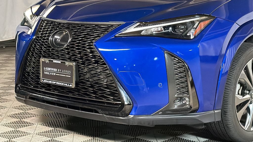 Certified 2024 Lexus UX 250h F Sport AWD/4WD image 3
