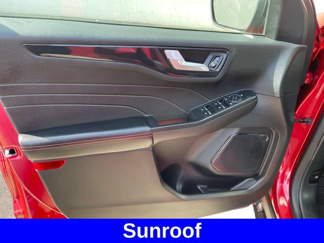 Used 2023 Ford Escape ST-Line w/ Tech Pack #1 AWD/4WD image 10