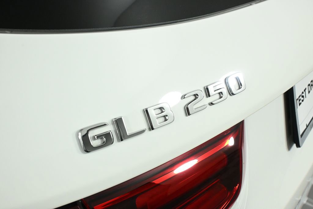 Certified 2026 Mercedes-Benz GLB 250 image 28