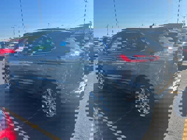 Certified 2023 Ford Edge Titanium image 4