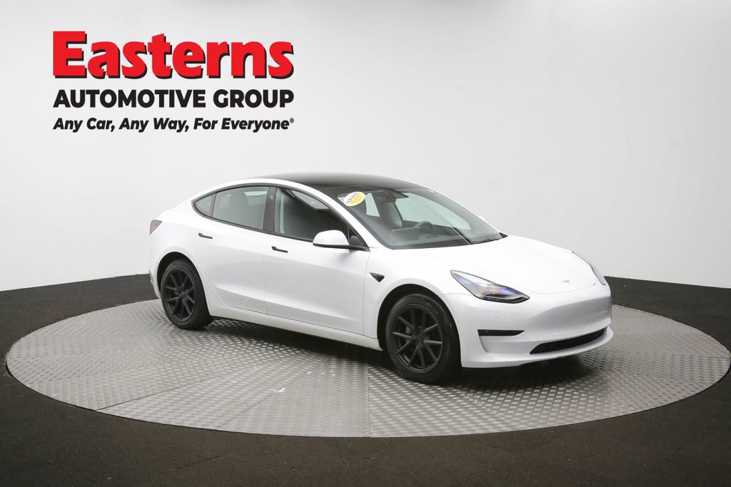 Used 2023 Tesla Model 3 Standard Range image 43