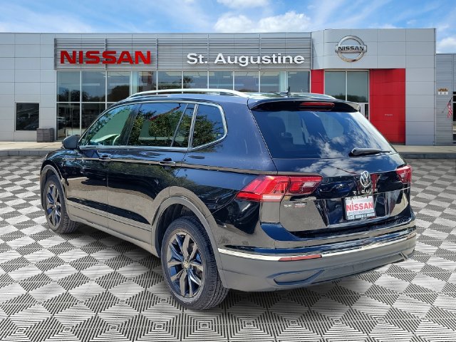 Used 2024 Volkswagen Tiguan SE FWD image 4