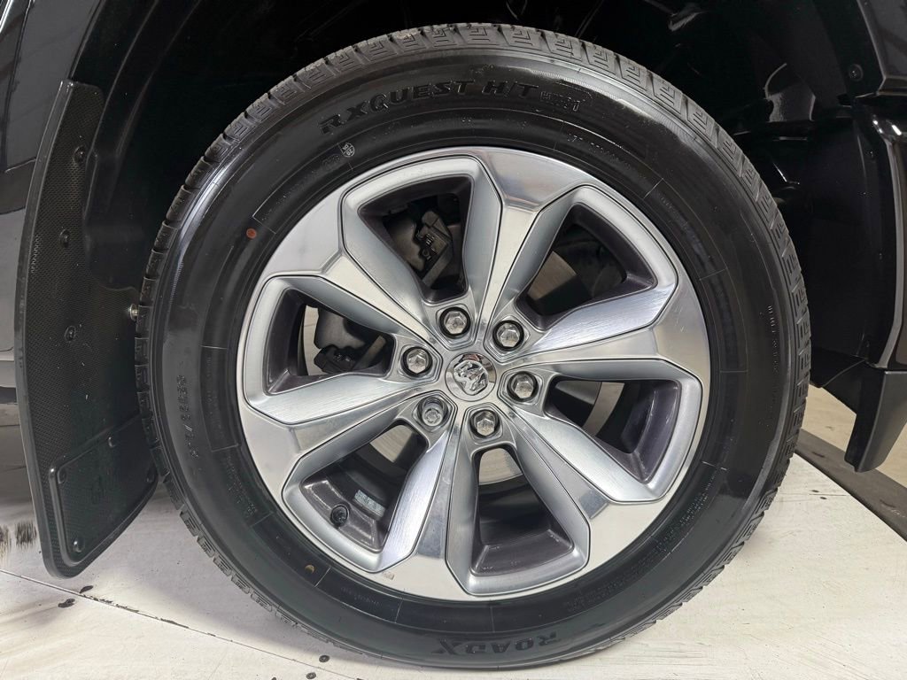 Used 2020 RAM 1500 Limited image 9