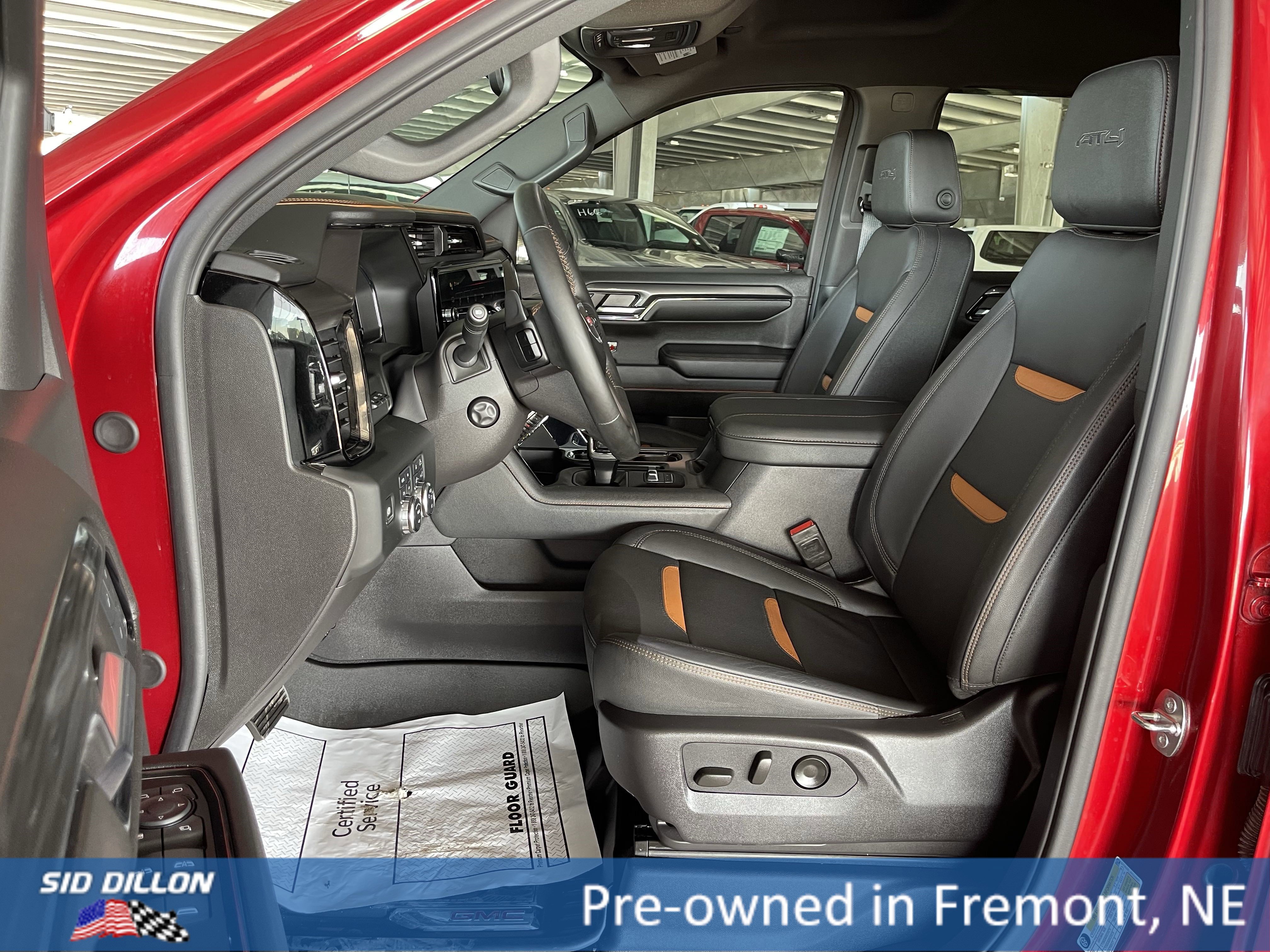 Used 2024 GMC Sierra 1500 AT4 w/ Technology Package image 8