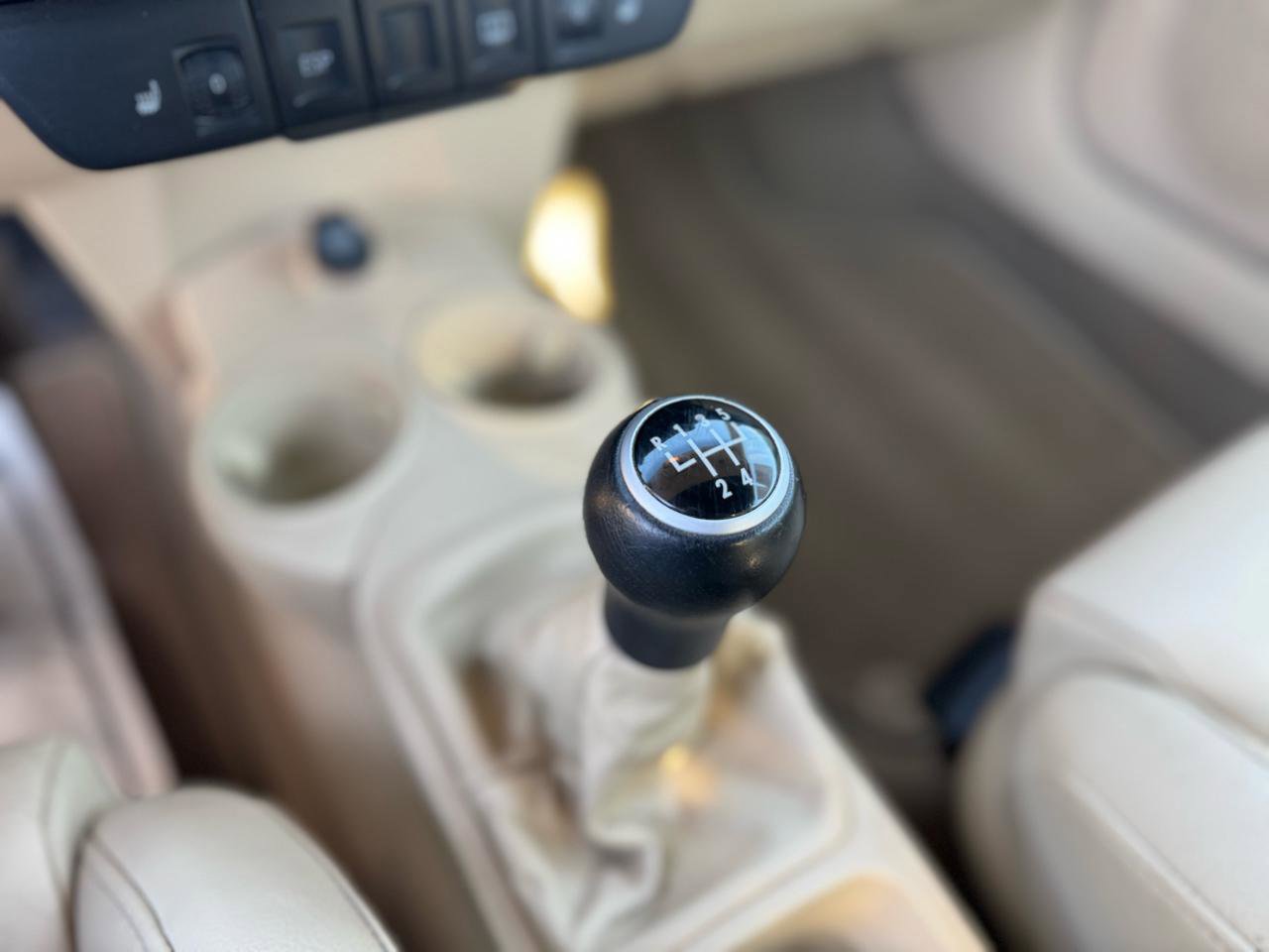 Used 2004 Volkswagen Beetle GLS image 26