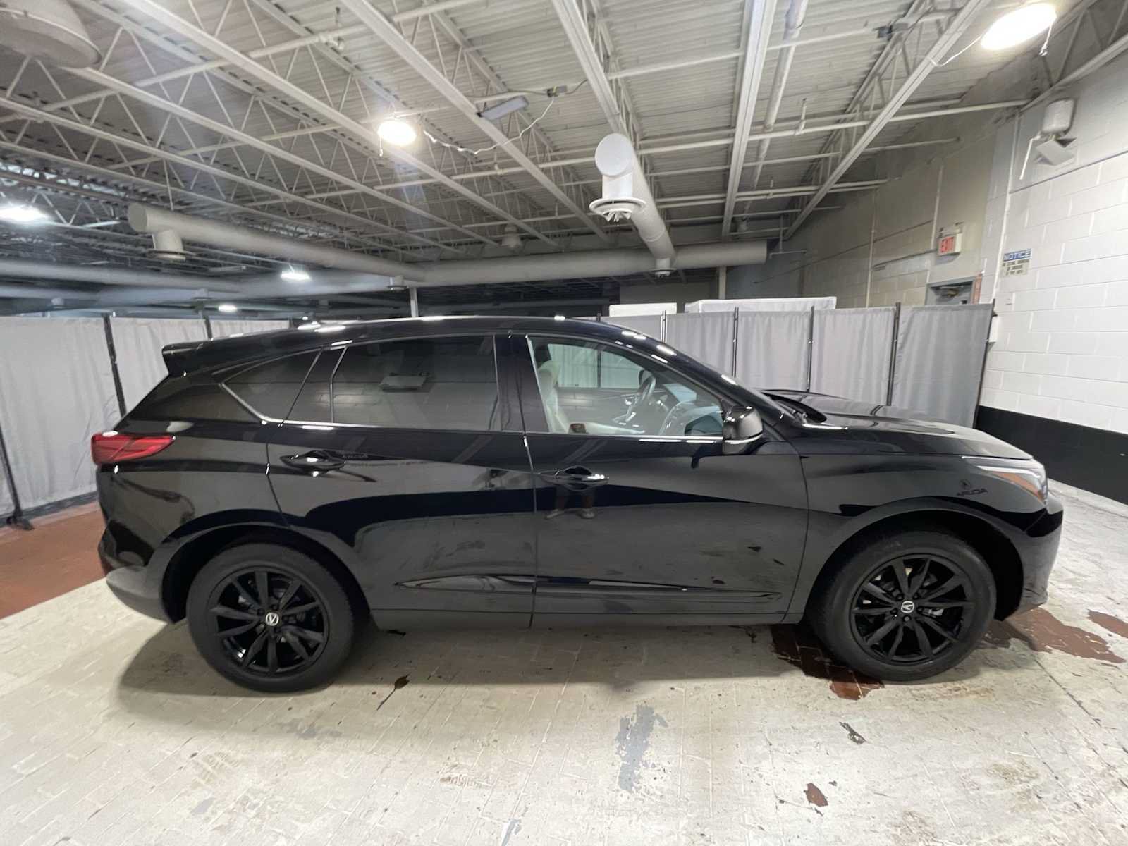 Certified 2026 Acura RDX SH-AWD image 27