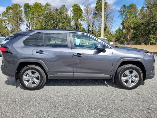 Used 2022 Toyota RAV4 XLE w/ Convenience Package image 9
