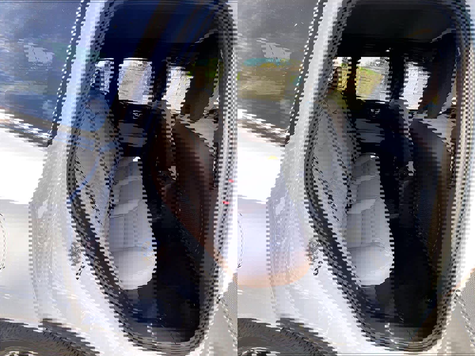 New 2026 Volvo XC60 T8 Plus w/ Protection Package Premier image 27