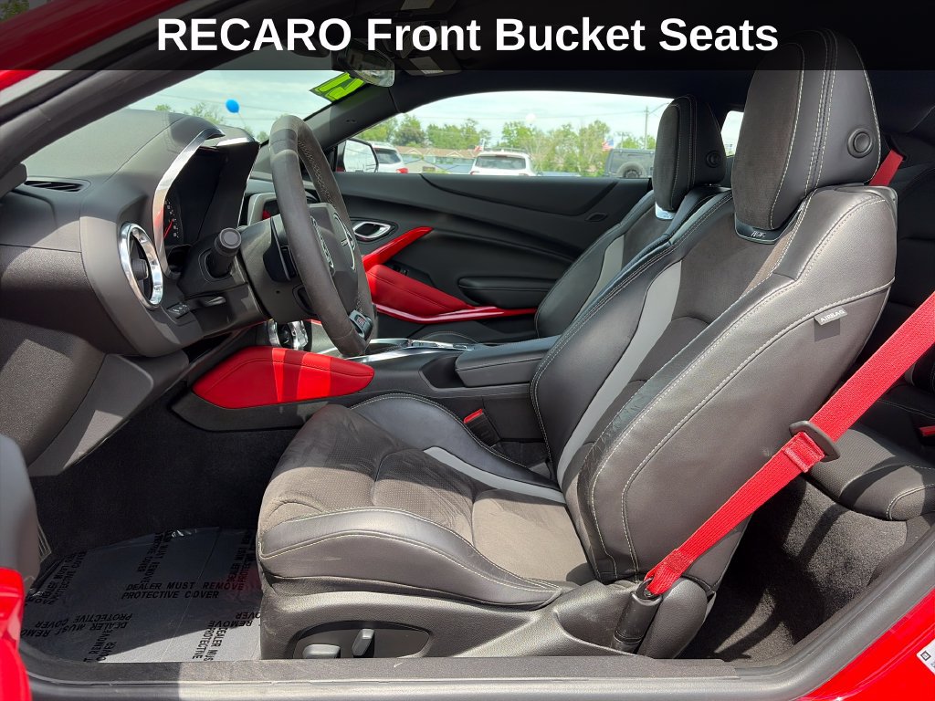 Used 2021 Chevrolet Camaro SS RWD image 12
